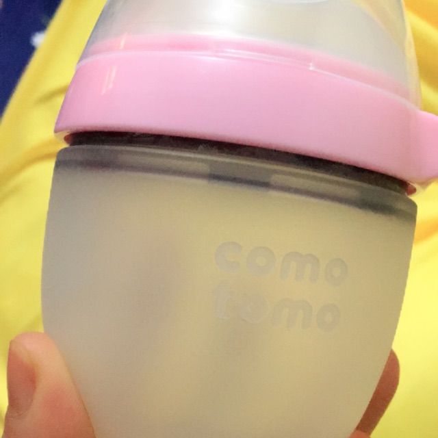 Thanh lý Bình sữa Comotomo 250ml