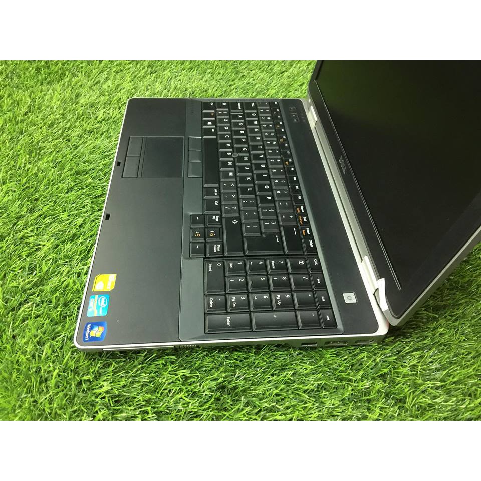 HOT HOT Dell E6530 Core i5-3340M Ram 4gb HD 4000+NIVIDIA 5200M Vỏ nhôm chiến game mượt tặng túi,chuột mới pin 3 tiếng