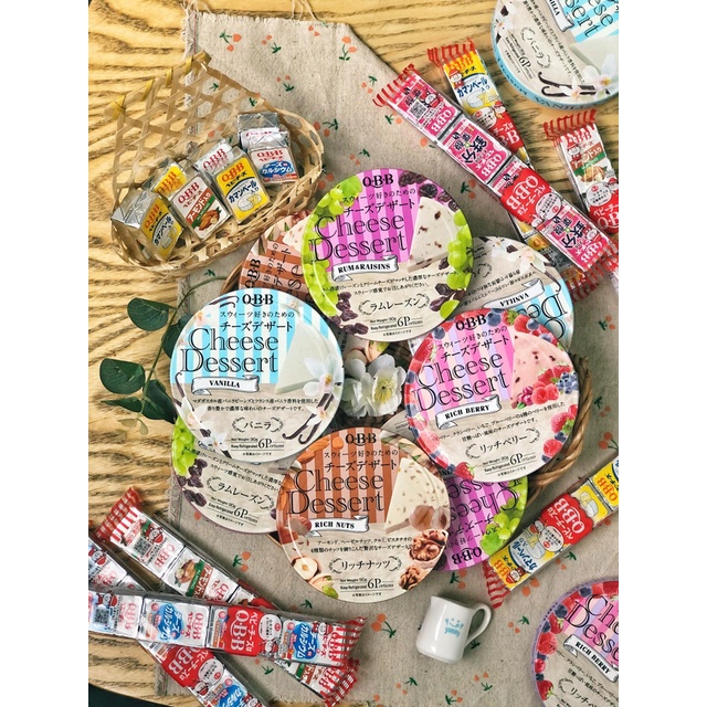 Phô mai ăn dặm QBB Cheese Desert và tách muối ORGANIC cho bé