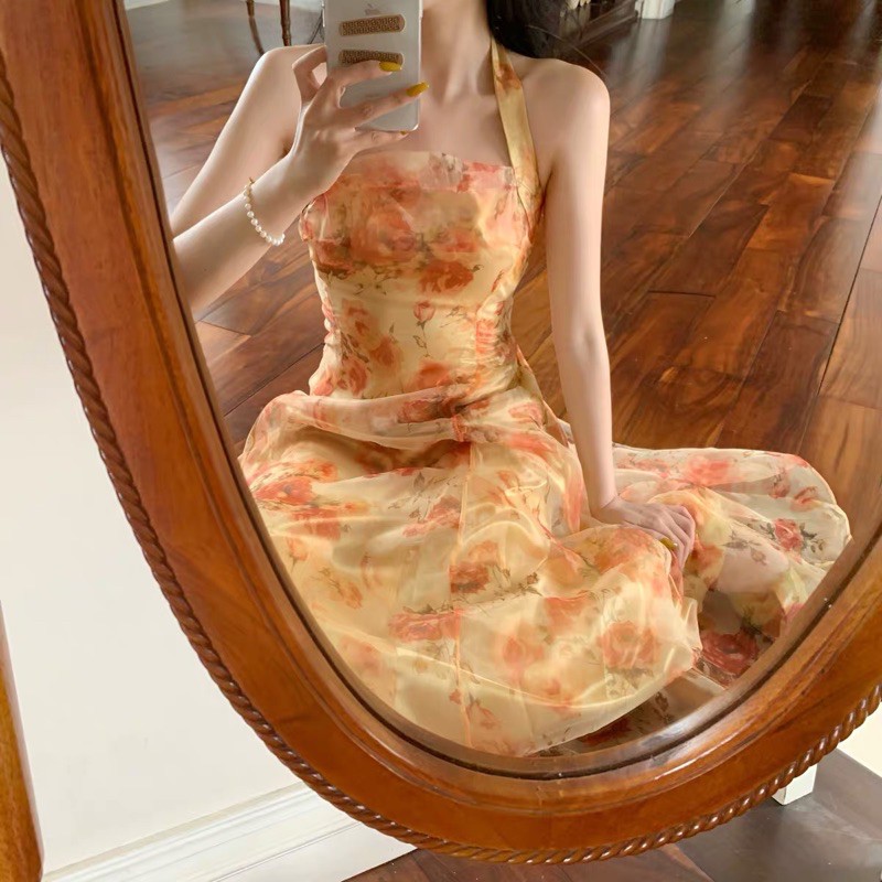 K SẴN🎀Đầm maxi voan công chúa cổ yếm cam xoè dài hở lưng hoa nhí đan dây tiểu thư vintage retro kiểu Pháp đi biển sexy | BigBuy360 - bigbuy360.vn