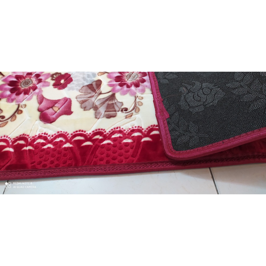 Bộ 3 miếng thảm lông nhung 2 lớp đế cao su dùng cho ghế salong  ( 1 miếng cho ghế dài; 2 miếng vuông dùng cho ghế vuông)