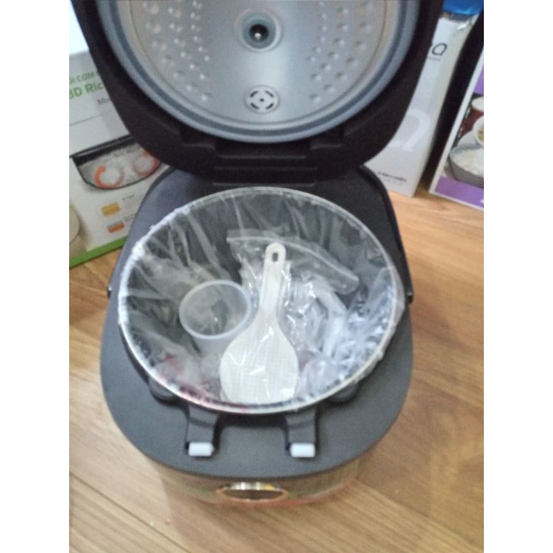 Nồi cơm điện cao tần Kangaroo 1.8 lít KG599N | BigBuy360 - bigbuy360.vn