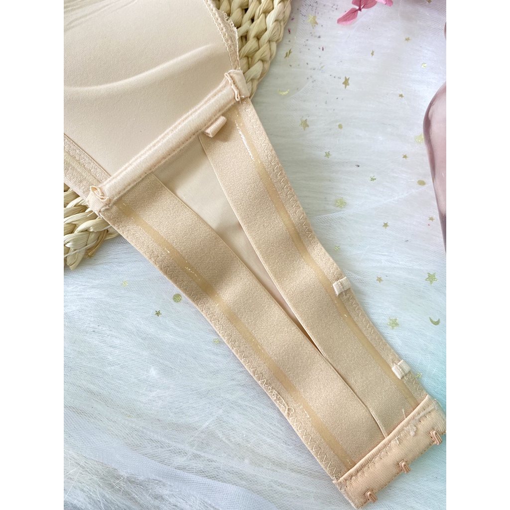 Áo cúp ngang A2208 có đệm nâng có tặng kèm dây