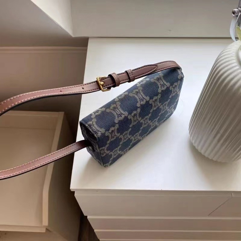 Túi đeo vai phong cách mới dễ phối đồ