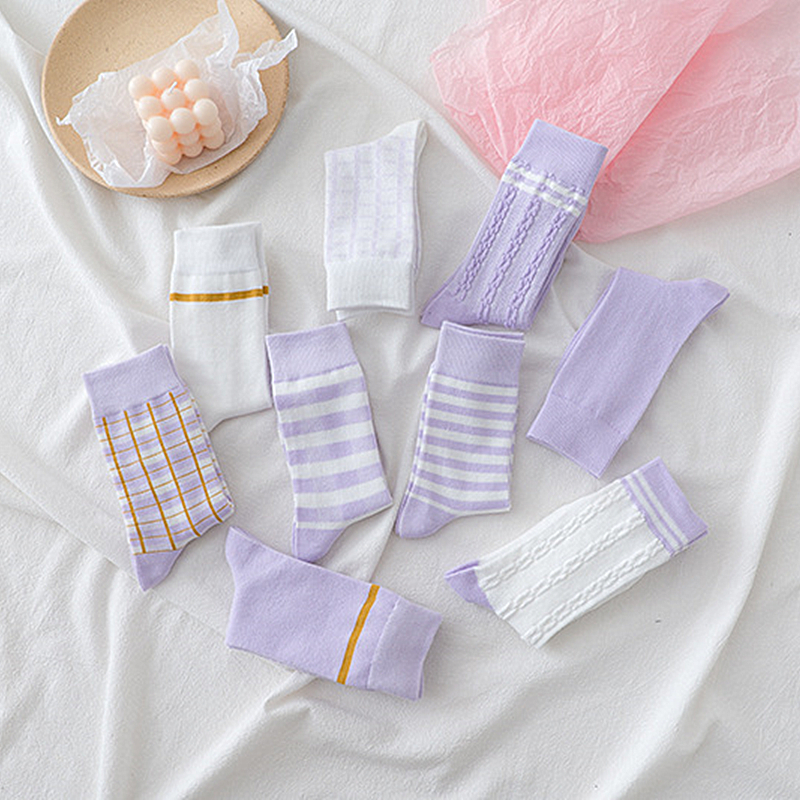 Đôi vớ cotton cổ cao họa tiết kẻ sọc thời trang cho nữ