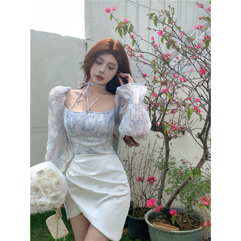 Áo chiffon Trễ Vai Họa Tiết Hoa + Chân Váy Lưng Cao Màu Trắng / Xanh Dương Chất Liệu satin Cao Cấp Thời Trang