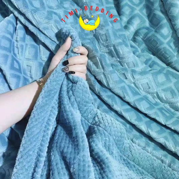 Chăn lông thỏ queen blanket có khóa kéo thể lồng được ruột kích thước 2x2,3m nặng 2,5kg- Timibedding