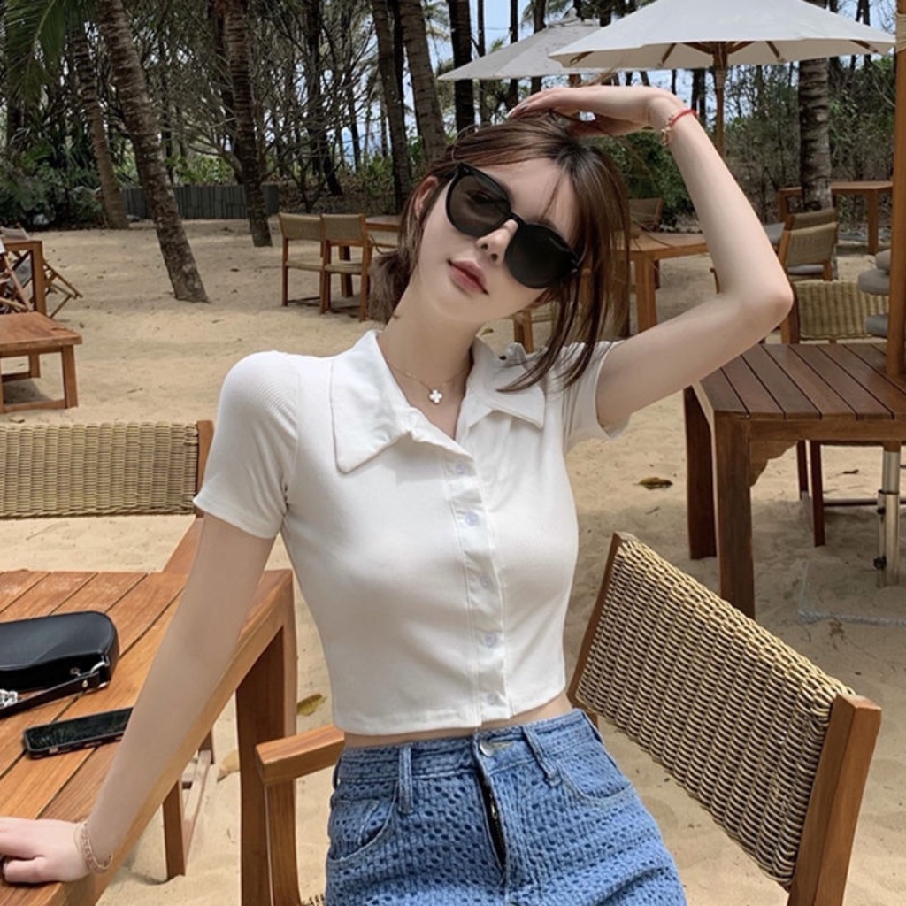 Áo croptop tay ngắn cổ Polo phong cách Hàn Quốc , áo thun nữ cộc tay 6 nút cổ bẻ
