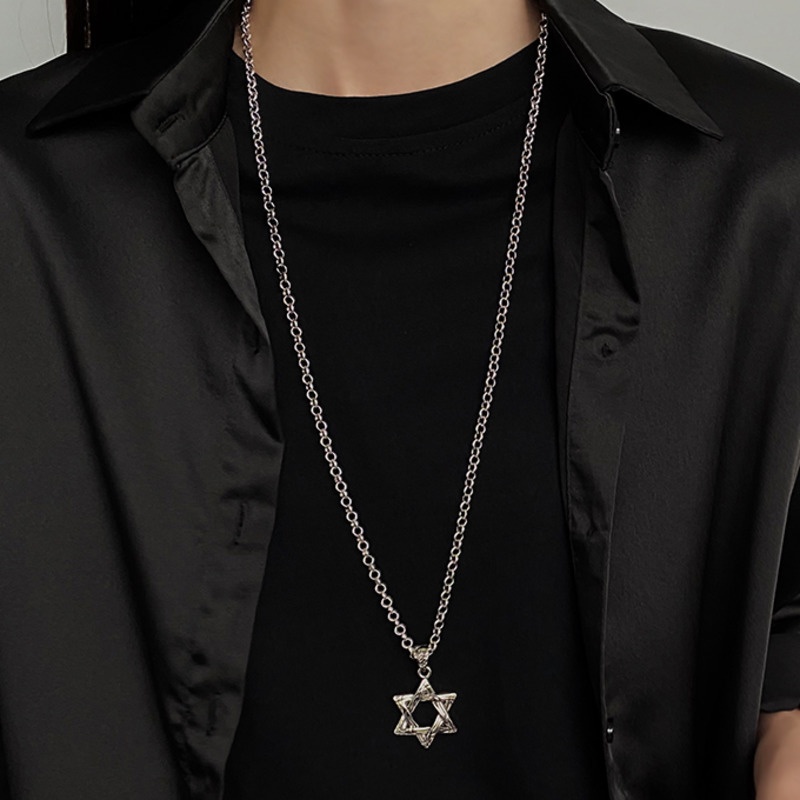 Vòng cổ mặt hình ngôi sao phong cách retro