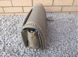 Túi Charles & Keith