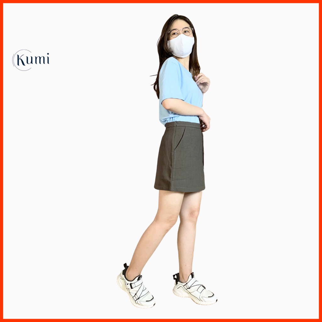 Chân váy Kaki cao cấp co giãn dáng chữ A năng động trẻ trung mặc tại Kumi Fashion | BigBuy360 - bigbuy360.vn