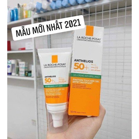 KEM CHỐNG NẮNG LA ROCHE POSAY ANTI-SHINE ANTHELIOS XL DRY TOUCH SPF50+