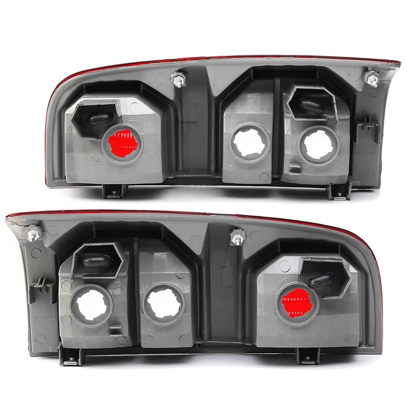 Đèn đuôi xe hơi Toyota Hilux 2005-2015 không có bóng đèn