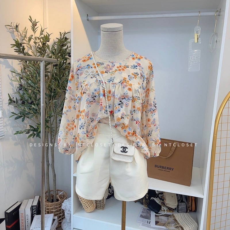 Set áo sơ mi hoa tay lỡ mix quần tafta be nt closet