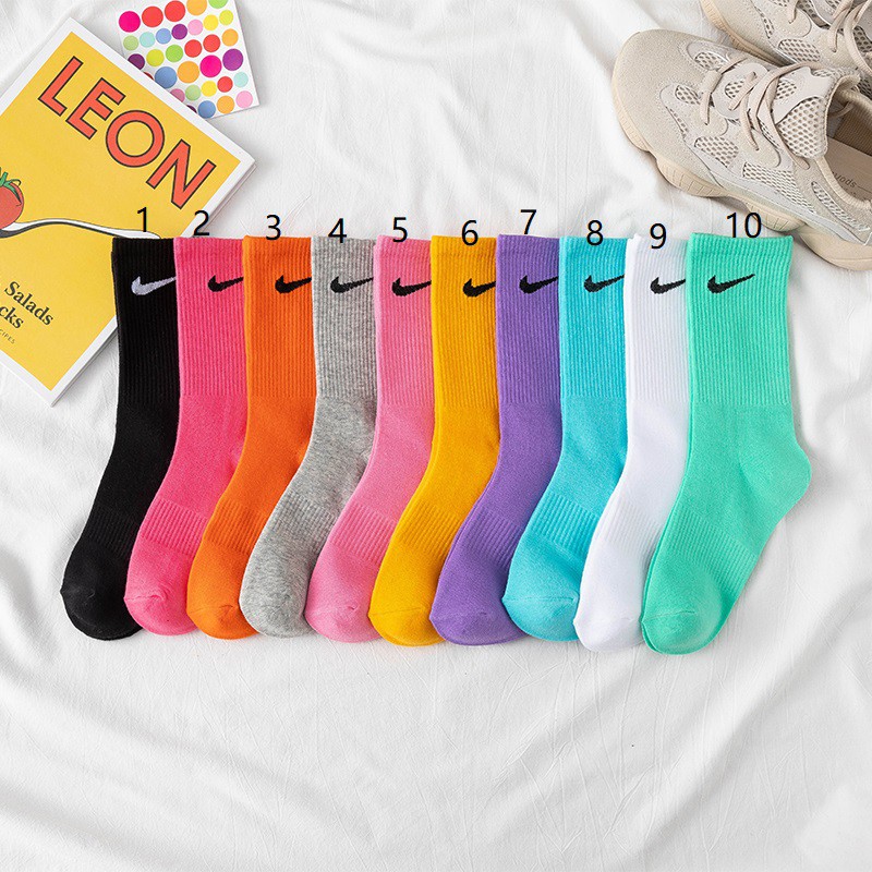 Vớ Thể Thao Cotton Mềm Mại Cao Đến Mắt Cá Chân Màu Trơn Thời Trang