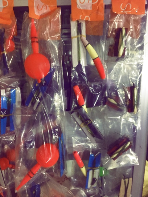 Combo 3 lưỡi câu phao tóm sẵn: 20.000 đ