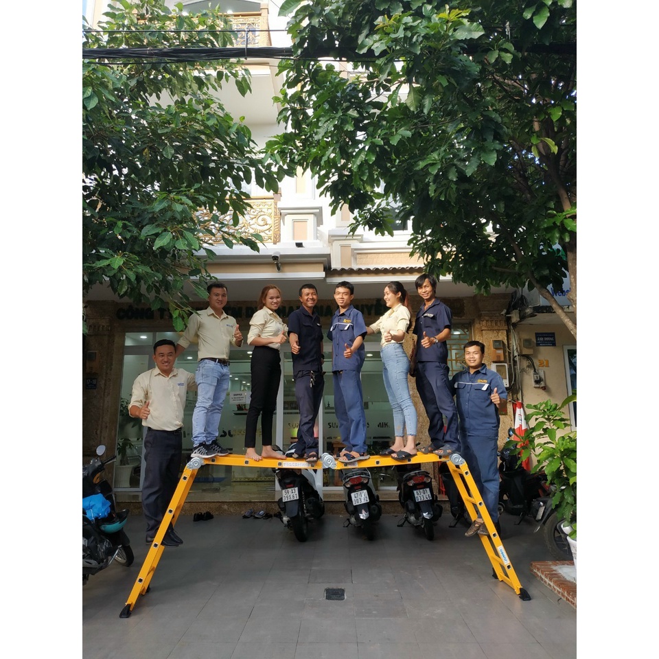 Thang Đa Năng, Thang nhôm gấp 4 đoạn Jumbo B304 SƠN VÀNG TĨNH ĐIỆN chữ A: 2.35m I: 4.7m - Tải 300KG - BH 24 THÁNG