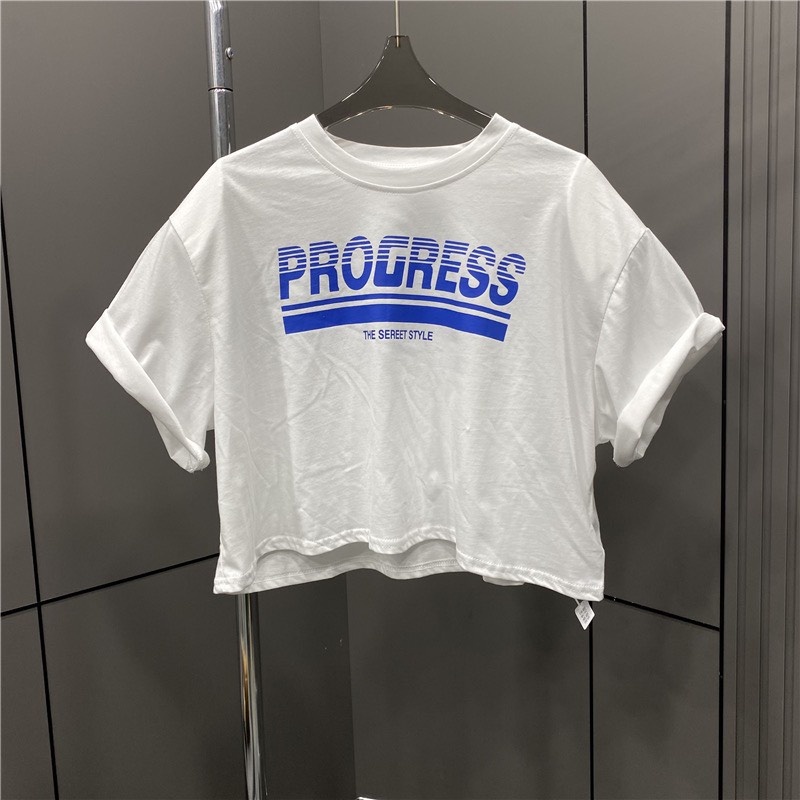 ÁO CROPTOP CHỮ PROGRESS (A2439)