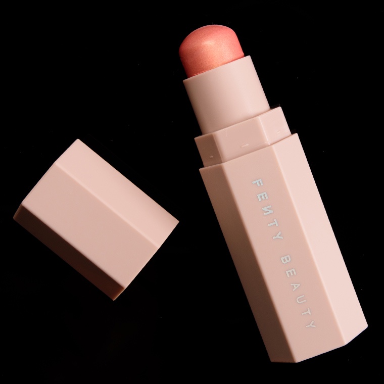 Fenty kem nền thỏi Match Stix Matte Skinstick full 25$