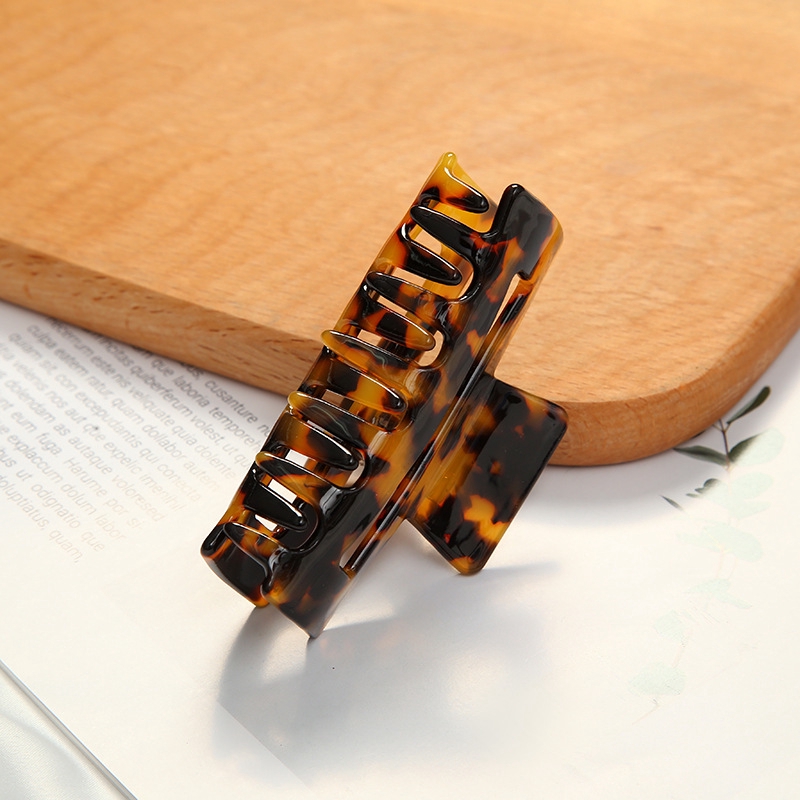 Kẹp Càng Cua Họa Tiết Da Báo Phong Cách Cổ Điển Cho Nữ