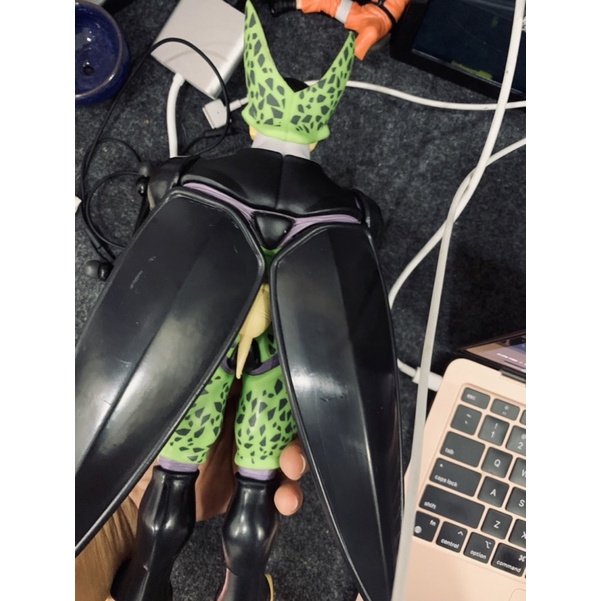 Mô hình Perfect Cell ichiban bandai 30cm - dragon ball Xên bọ hung