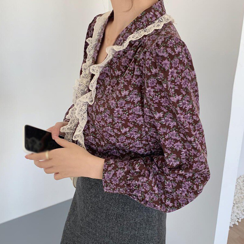 Áo Kiểu Tay Dài Phối Ren Hoa Thiết Kế Cổ Chữ V Nữ Tính