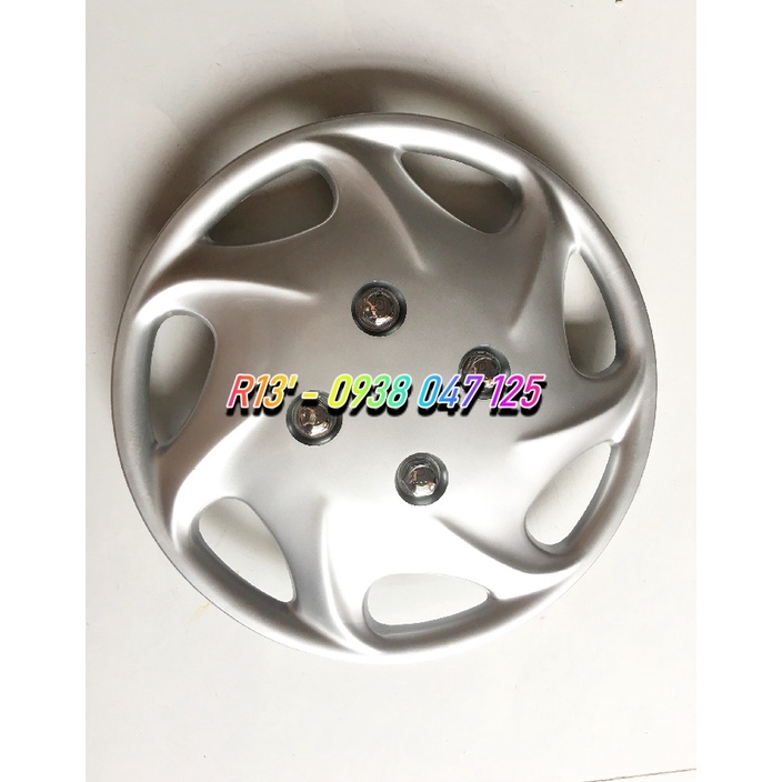 Ốp nhựa chụp mâm bánh sau xe tải Thaco Towner 800 990kg 950a 750kg