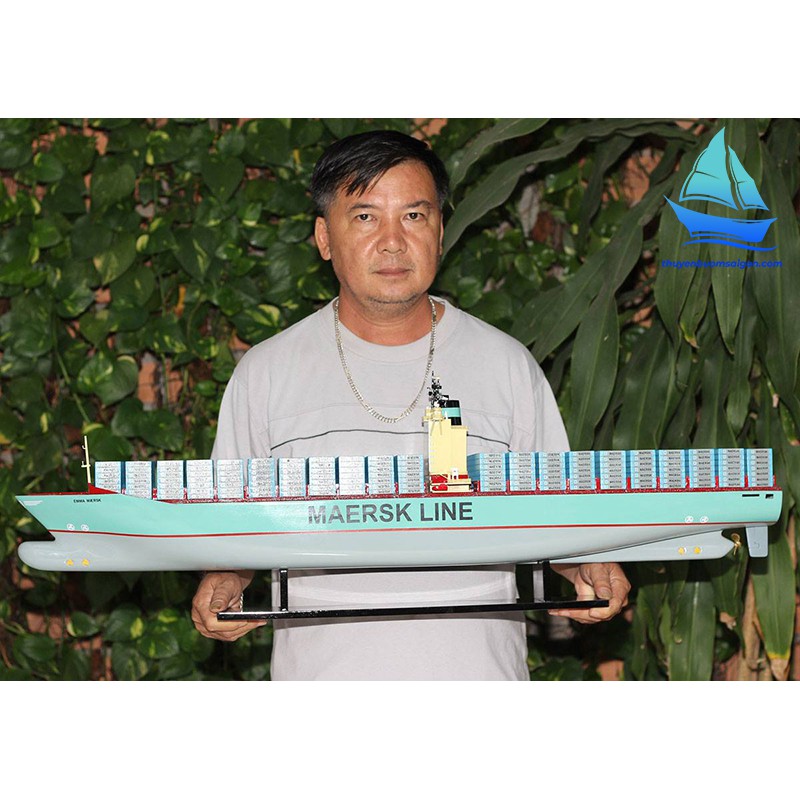 Mô hình tàu container chở hàng APEC size 30cm gỗ tự nhiên, tàu vận chuyển hàng hóa trên biển