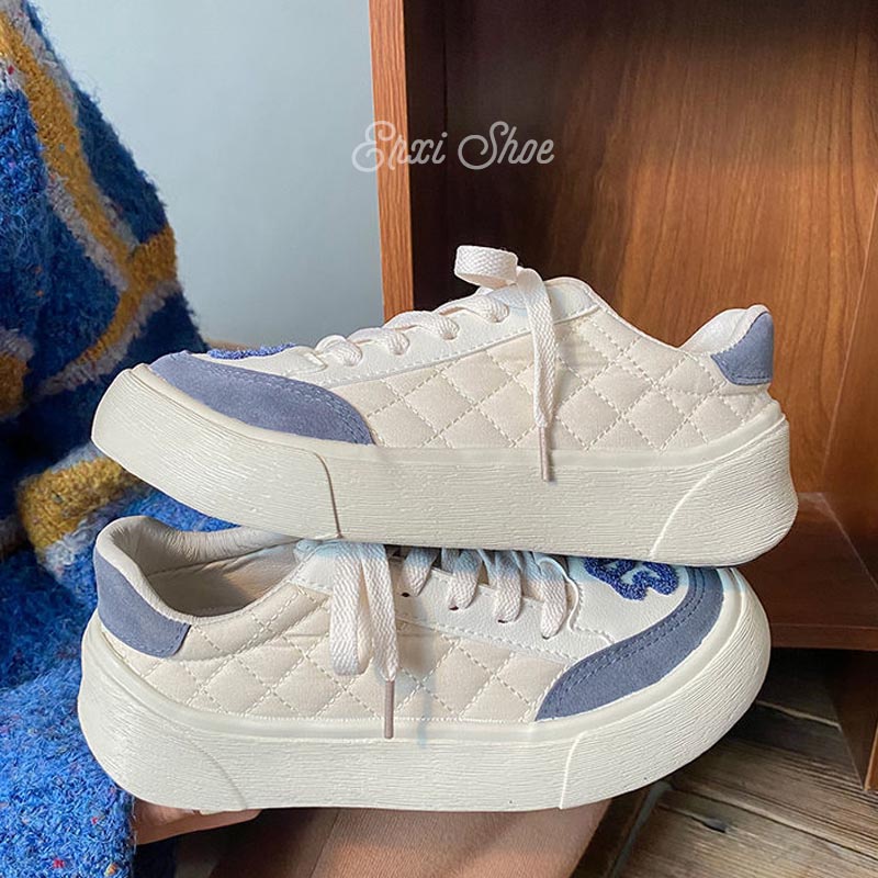 Giày Thể Thao Nữ Họa Tiết Hoa Thời Trang