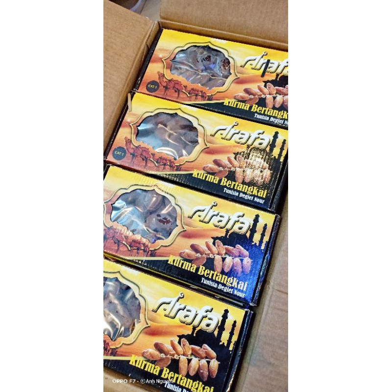 100k/1 hộp 500gr chà là sấy dẻo nguyên cành của Ai cập loại 1
