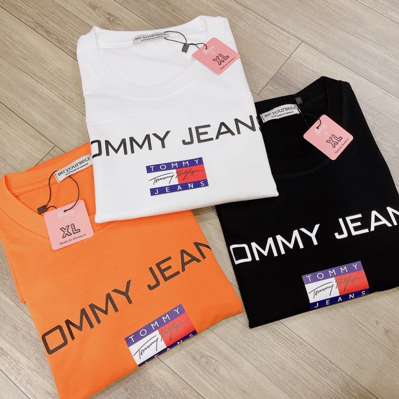 Áo Thun PHÔNG UNISEX CHỮ LOGO TÓM MY - Hình chụp thật