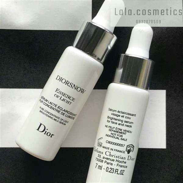 Serum Diorsnow Essence of Light Sáng da mờ thâm 7ml