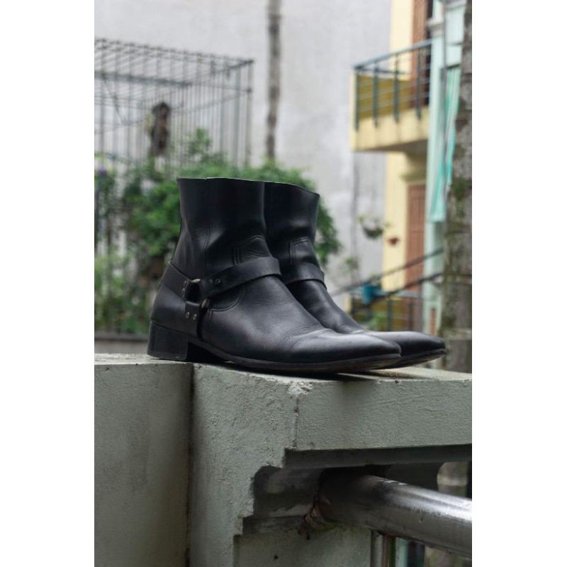 Harness boots size 42