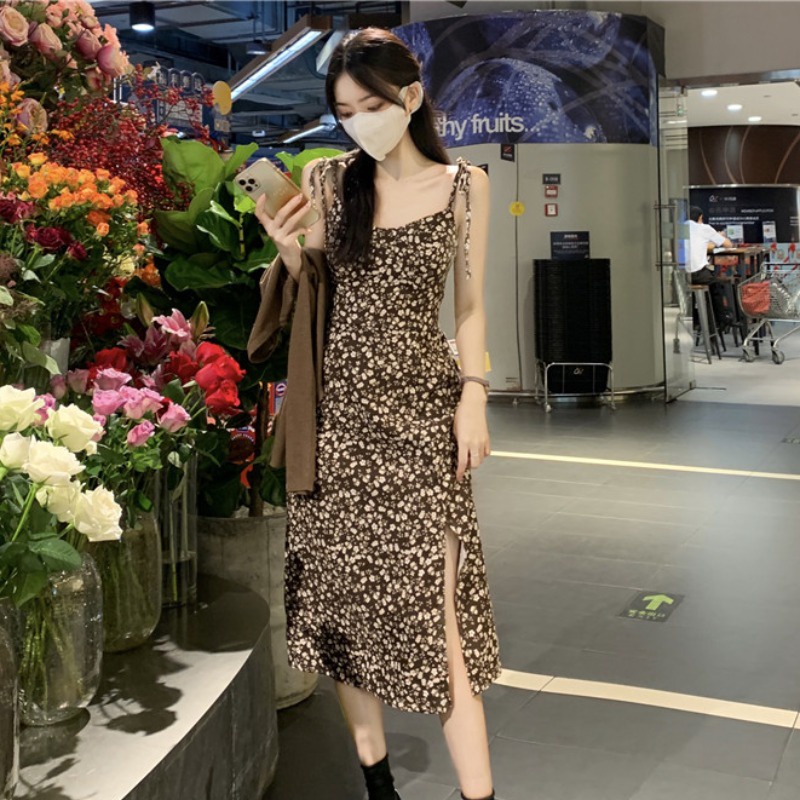 Váy hoa nhí 2 dây nhung tăm siêu đẹp