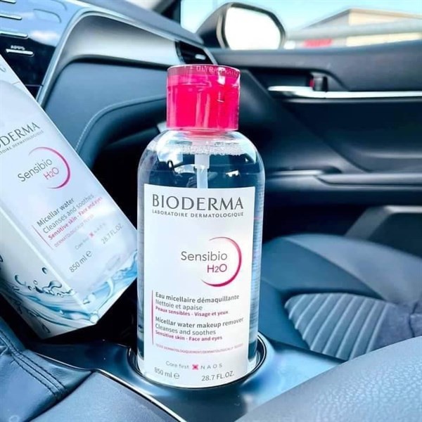 [CHÍNH HÃNG GIÁ TỐT] NƯỚC TẨY TRANG BIODERMA 850ml - NẮP NHÚN - CHO MỌI LOẠI DA KỂ CẢ DA NHẠY CẢM | BigBuy360 - bigbuy360.vn