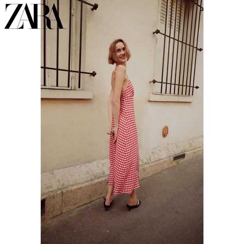 Đầm hai dây hở lưng Zara new best seller 2021 kẻ ô đỏ maxi