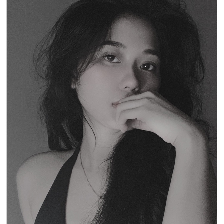 Áo mongtoghi đen thắt dây sau