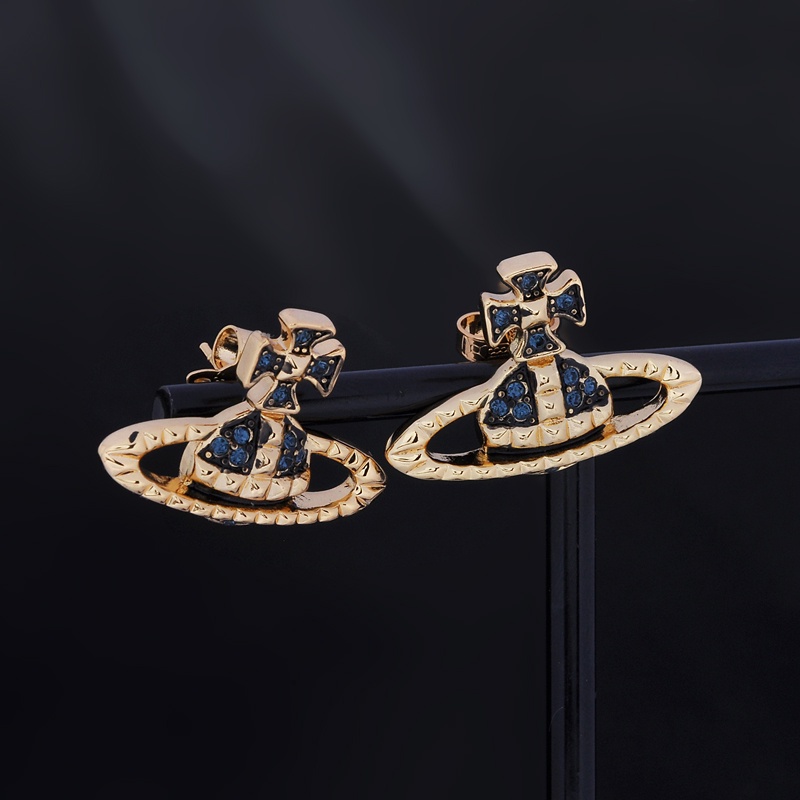 VIVIENNE WESTW00D rivet series light luxury punk rock earrings banquet