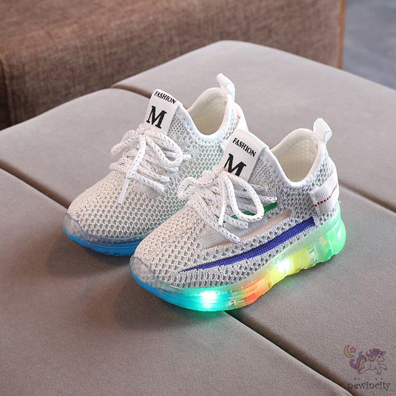 Giày Thể Thao Chống Trượt Có Đèn Led Cho Bé