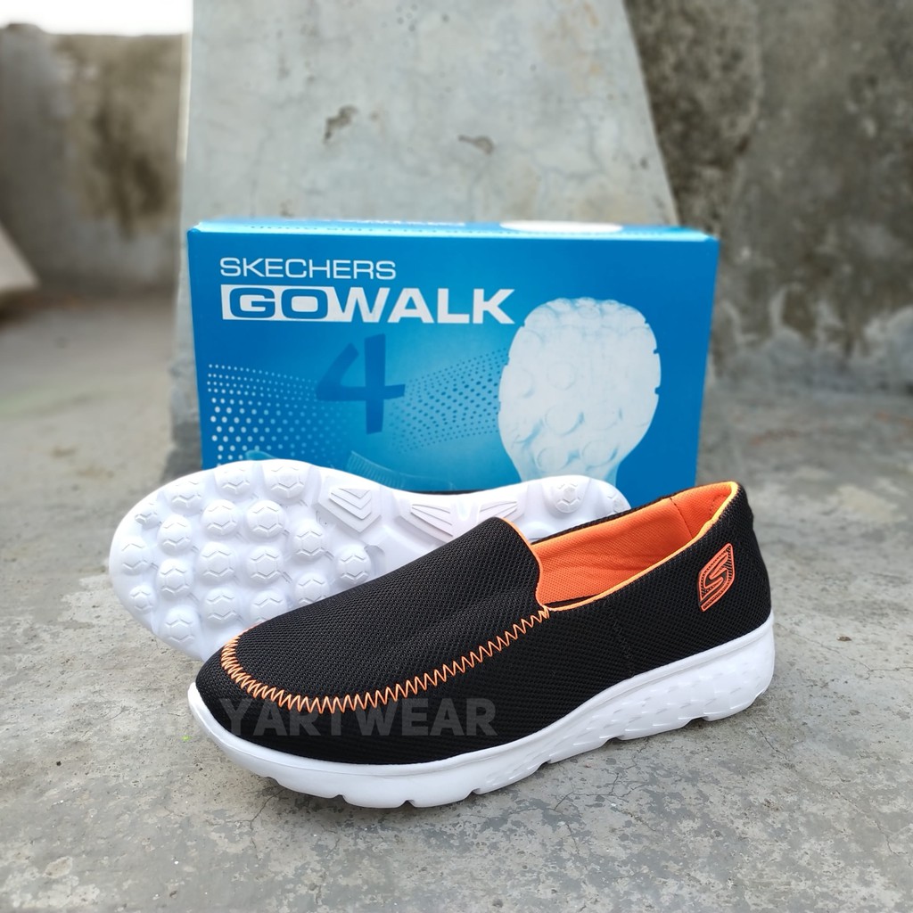 Skechers Giày Lười Thiết Kế Đơn Giản Thời Trang Cho Nữ