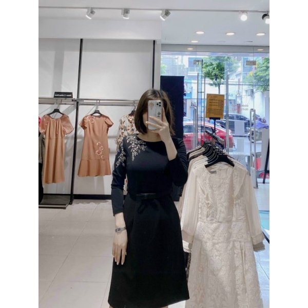 Đầm A  thêu hoa hãng SEVEN.AM