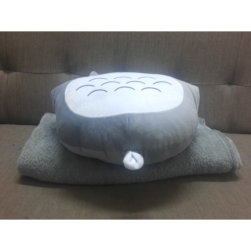 Bộ Chăn Gối Văn Phòng Totoro Tròn Đáng Yêu
