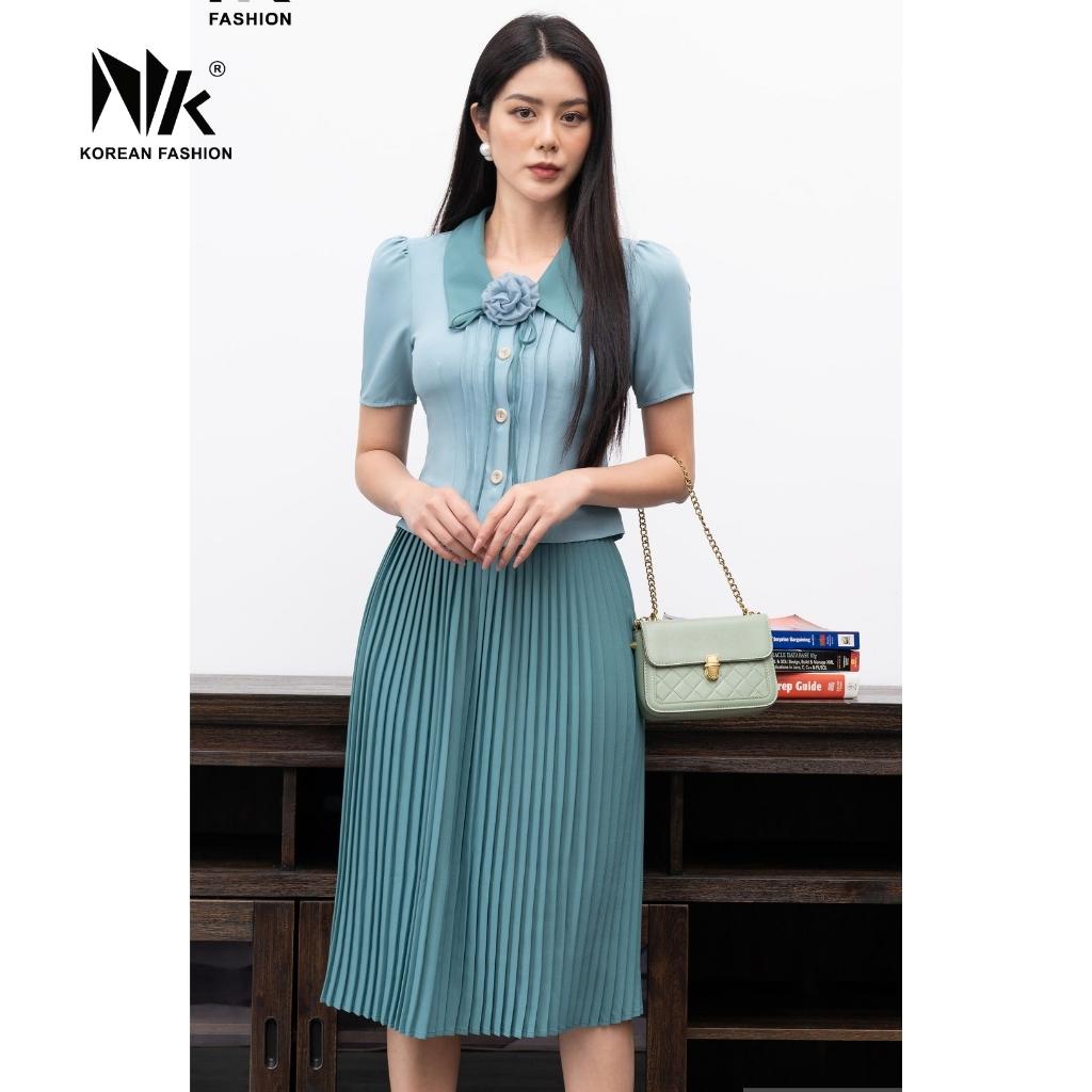 Set Áo Ký Giả Công Sở Cài Hoa Nơ Kết Hợp Chân Váy Dập Ly NK Fashion Thiết Kế Hiện Đại, Nhẹ Nhàng NKBD2203007