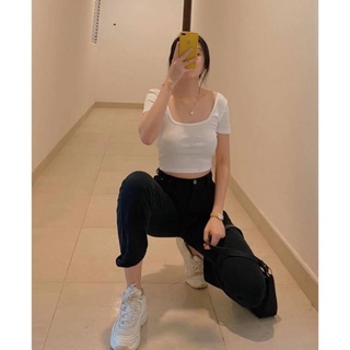 Áo dáng crop basic có tay dễ mặc, dễ phối đồ (best seller)