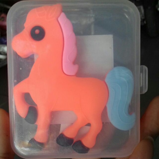 Gặm thú nghộ nghĩnh