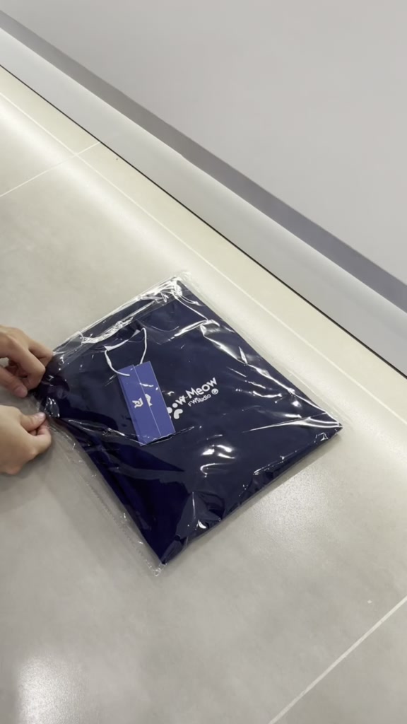 Áo thun nam nữ local brand unisex Fearow Meow Walking / Màu Navy Poeny - ATF1003 | BigBuy360 - bigbuy360.vn