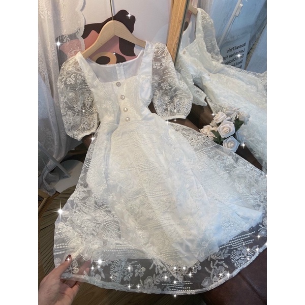 ĐẦM MIDI REN NÚT TAY LỠ