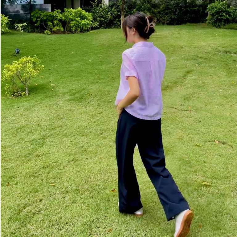 Áo sơ mi Fabric Holic tay ngắn kẻ sọc