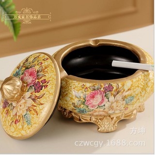 Gạt tàn có nắp màu vàng