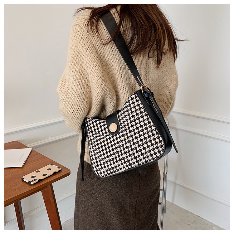 Túi Xách Nữ Đeo Chéo Đeo Vai Phong Cách Hàn Quốc Đi Học Đi Chơi Thời Trang Năng Động | TX06